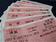 火车票“黄牛党”收入比往年翻两番 称感谢新政策