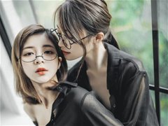 俏皮小姐姐妍妍与闺密黑衬衣无圣光图集