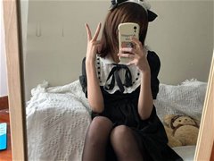 推特新人小甜猪私拍尺度图集