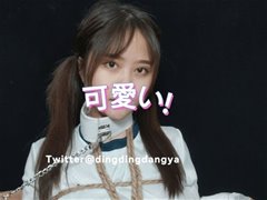 长腿网红小姐姐叮叮当呀-露胸毛衣+纸箱礼物