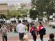 广东惠州一小学倒闭学生打包回家