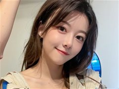 波浪白色小抹胸的可爱AI美女福利图