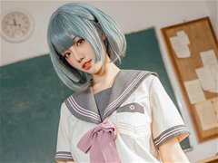 网红美女桃良阿宅 不良JK教室肛塞
