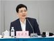 站雷军背后的海尔总裁周云杰意外走红